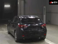 Mazda AXELA лот № 31024 оценка 3.5  с аукциона в Японии 1