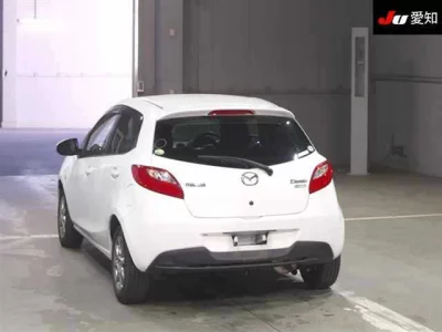 Mazda DEMIO