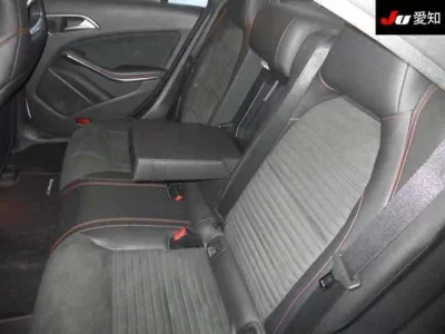 Mercedes-Benz CLA CLASS