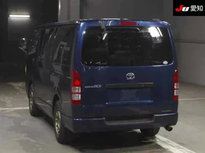 Toyota REGIUS ACE VAN