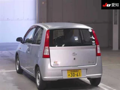 Daihatsu MIRA  с аукциона в Японии