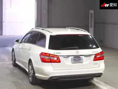 Mercedes-Benz E CLASS WAGON