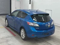 Mazda AXELA лот № 90069 оценка R  с аукциона в Японии 1