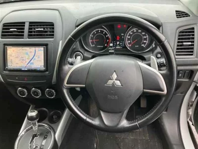 Mitsubishi RVR