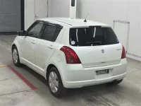 Suzuki SWIFT лот № 90011 оценка 3.5  с аукциона в Японии 1
