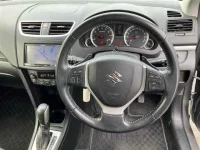 Suzuki SWIFT лот № 30012 оценка 3.5  с аукциона в Японии 2