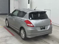 Suzuki SWIFT лот № 30012 оценка 3.5  с аукциона в Японии 1