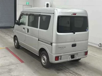 Mitsubishi MINICAB VAN