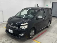 Toyota VOXY лот № 30041 оценка 3.5  с аукциона в Японии 3