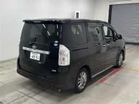 Toyota VOXY лот № 30041 оценка 3.5  с аукциона в Японии 4