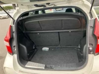 Nissan NOTE лот № 30082 оценка 3.5  с аукциона в Японии 9