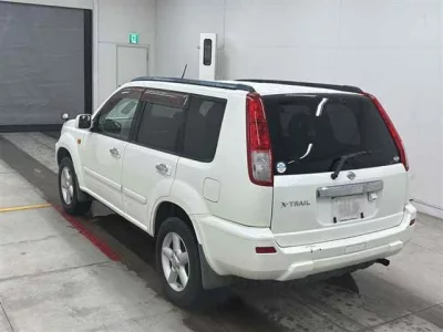 Nissan X-TRAIL  с аукциона в Японии