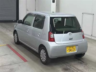 Daihatsu Esse