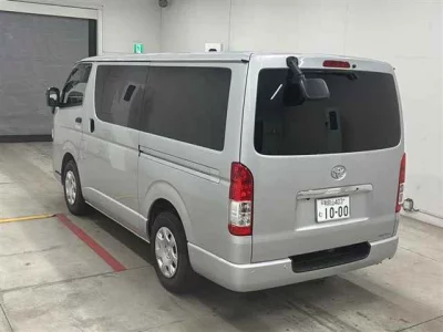 Mazda BONGO BRAWNY VAN