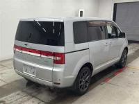 Mitsubishi DELICA D5 лот № 60053 оценка 3.5  с аукциона в Японии 4