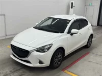 Mazda DEMIO лот № 30141 оценка 4  с аукциона в Японии 3