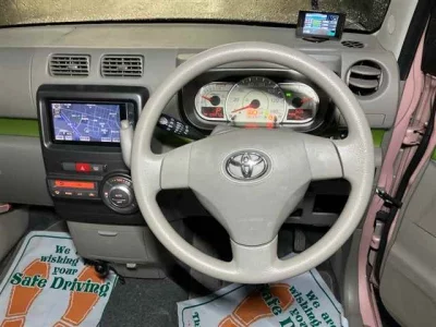 Toyota PIXIS SPACE