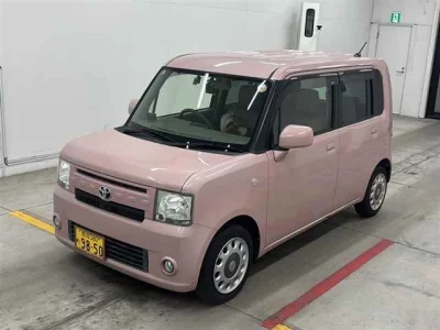 Toyota PIXIS SPACE