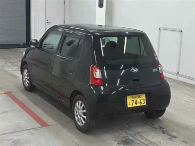 Daihatsu Esse