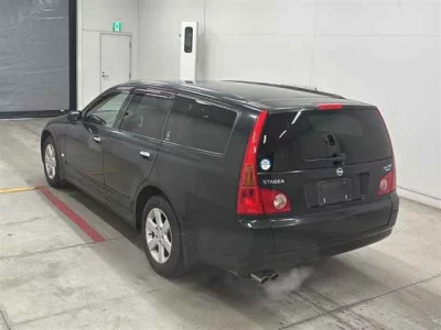 Nissan STAGEA