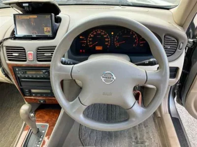 Nissan SYLPHY  с аукциона в Японии