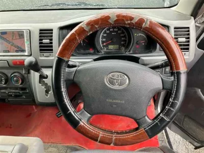 Toyota HIACE VAN  с аукциона в Японии
