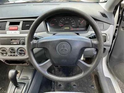 Mitsubishi LANCER VAN