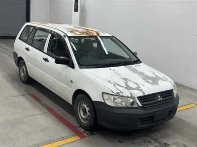 Mitsubishi LANCER VAN