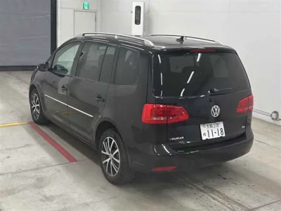 Volkswagen GOLF TOURAN