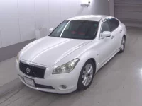 Nissan FUGA лот № 6528 оценка 3.5  с аукциона в Японии 2