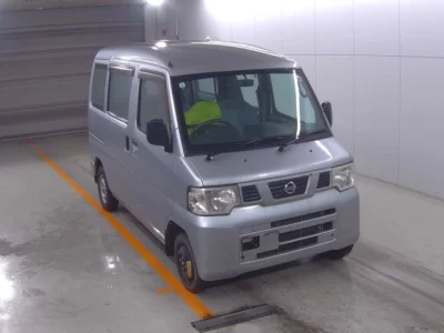 Nissan CLIPPER VAN