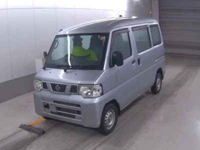 Nissan CLIPPER VAN