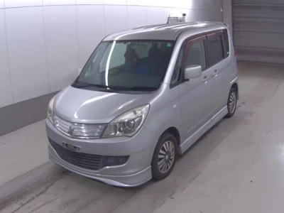 Mitsubishi DELICA D2