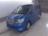 Nissan SERENA лот № 6590 оценка 3.5  с аукциона в Японии 2