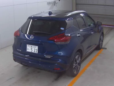 Nissan KICKS