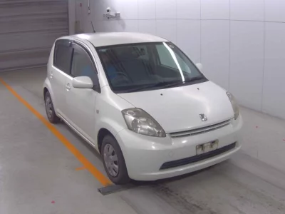 Toyota PASSO  с аукциона в Японии