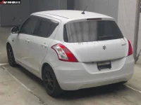 Suzuki SWIFT лот № 3034 оценка 3  с аукциона в Японии 1