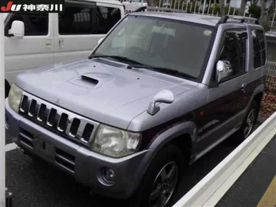 Mitsubishi PAJERO MINI