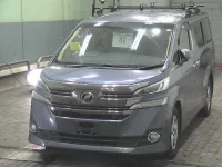 Toyota VELLFIRE лот № 32 оценка 4  с аукциона в Японии 2