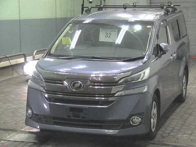Toyota VELLFIRE  с аукциона в Японии