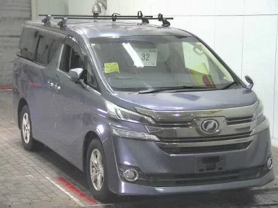 Toyota VELLFIRE  с аукциона в Японии