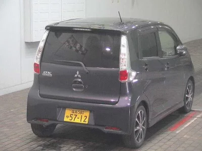 Mitsubishi EK CUSTOM