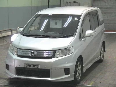 Honda FREED  с аукциона в Японии