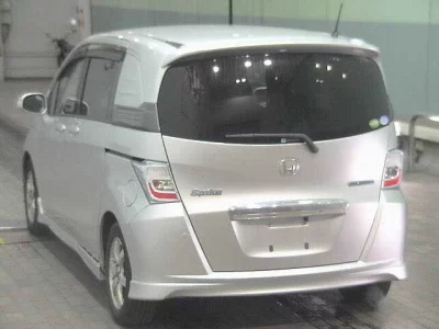 Honda FREED  с аукциона в Японии