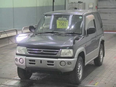 Mitsubishi PAJERO MINI