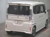 Suzuki SPACIA лот № 2076 оценка 5  с аукциона в Японии 3