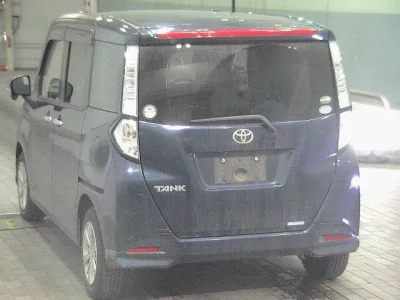 Toyota TANK