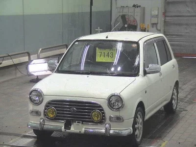 Daihatsu MIRA