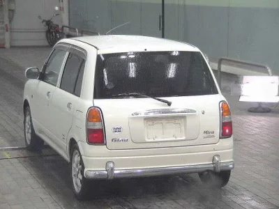 Daihatsu MIRA