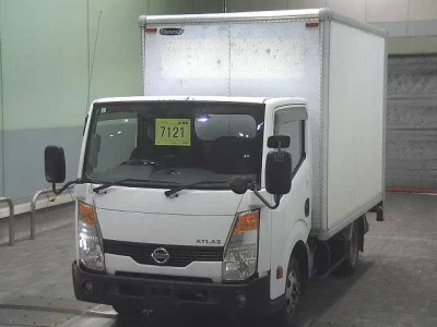 Nissan ATLAS  с аукциона в Японии